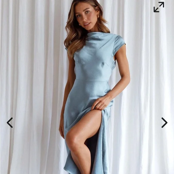 Selfie Leslie Sky Blue Midi Dress - Picture 4 of 6